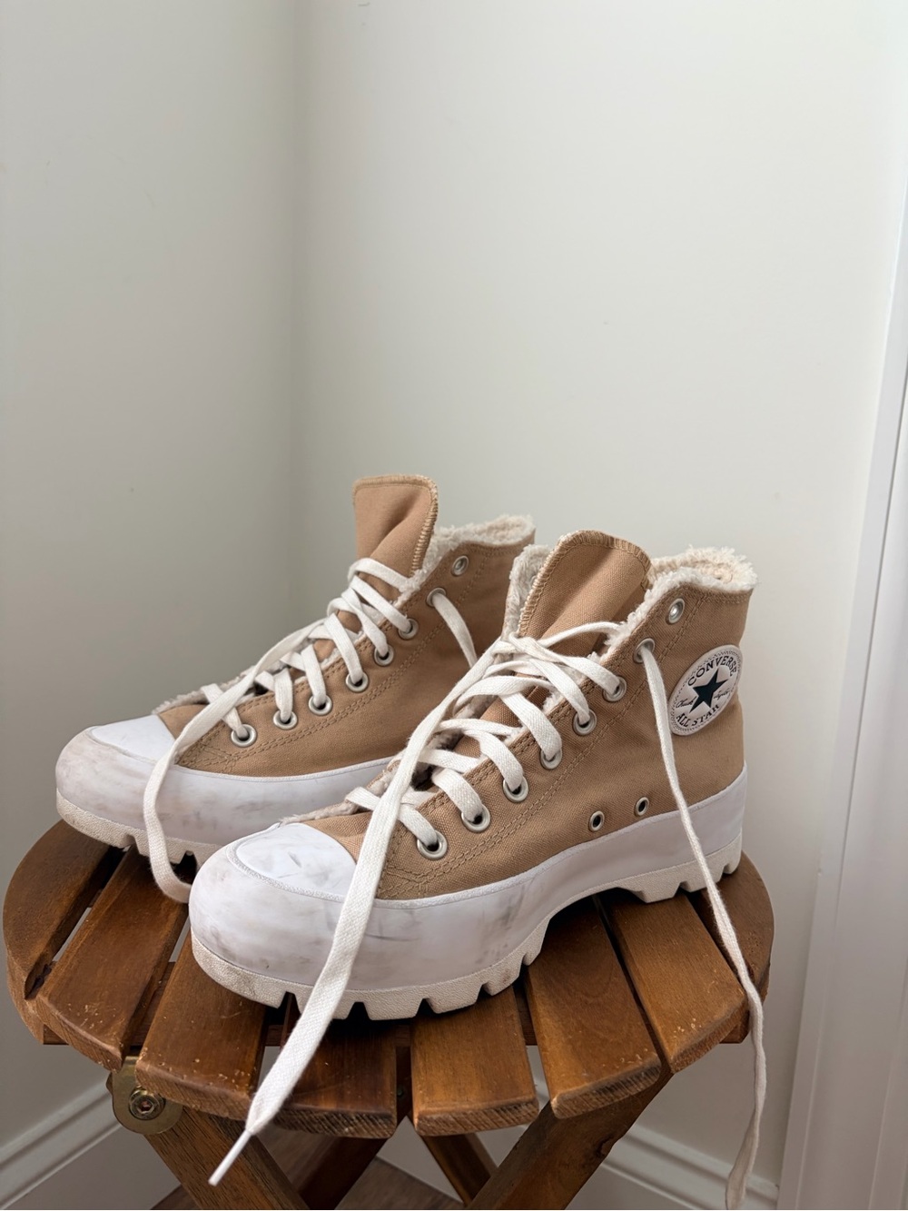 Converse High-Top Platform Sneakers - Beige & White